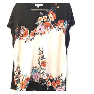 Flowery casual blouse